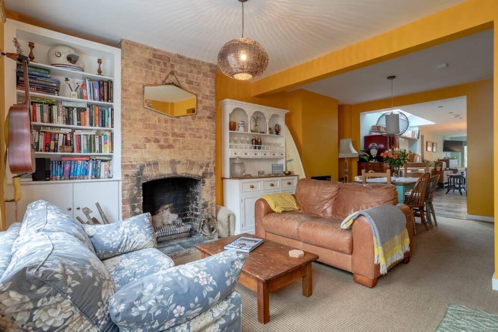 Lovely Central Cambridge Home Extérieur photo