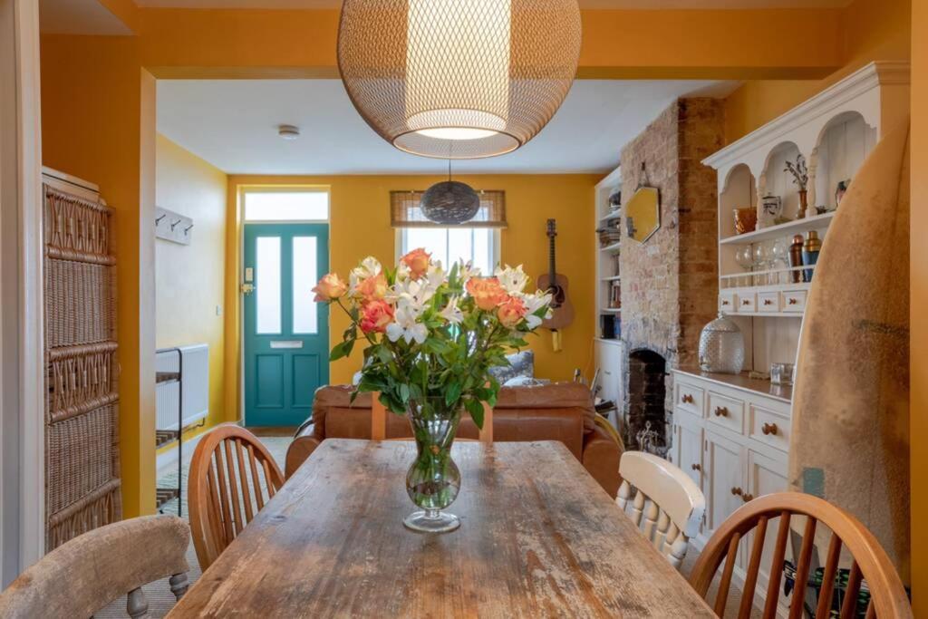 Lovely Central Cambridge Home Extérieur photo